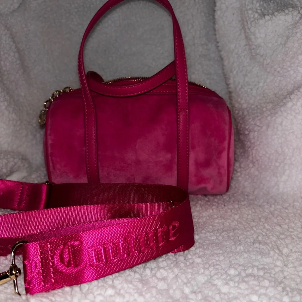 Juicy Couture Hot Pink Velvet Mini Barrel Bag with Gold Heart Charm - Picture 6 of 6